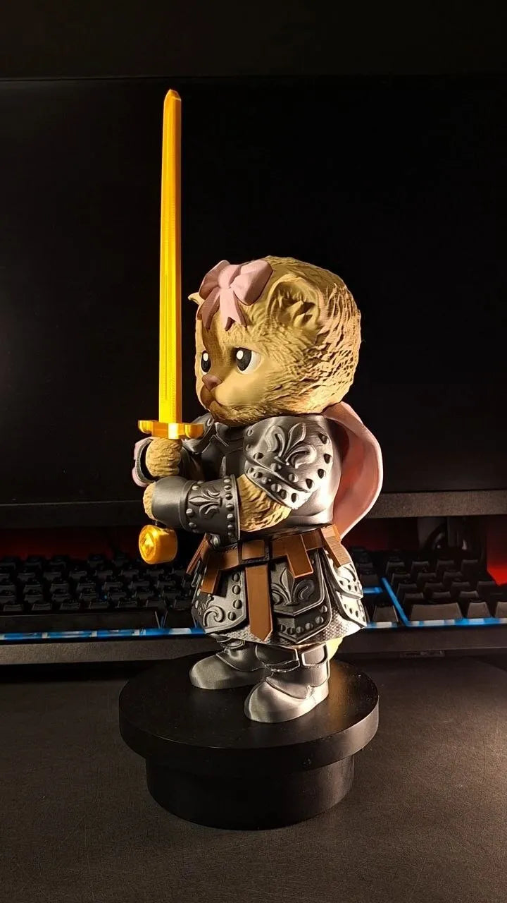 Kitten Knight – Warrior cat Figurine with Sword